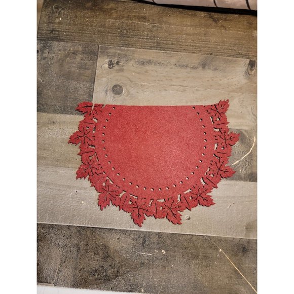 Felt red leaf leaves Fall table decor - Picture 1 of 3